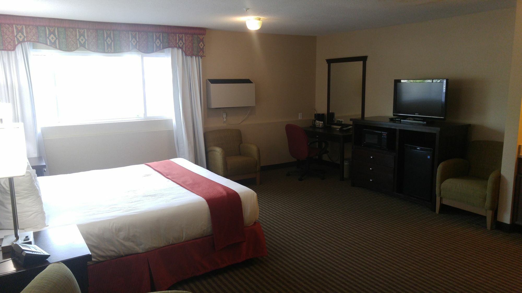 Ramada By Wyndham Abbotsford Hotel Bagian luar foto